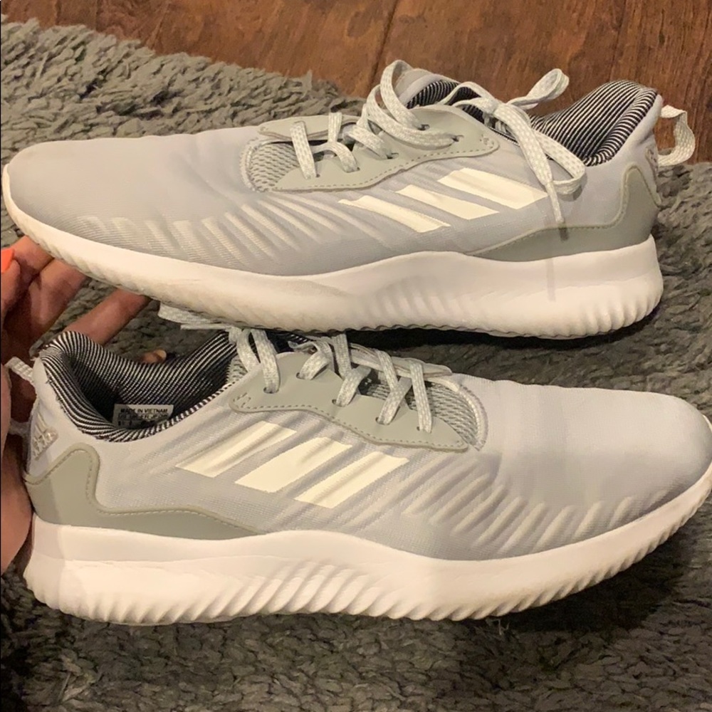 adidas grey and white alpha bounce